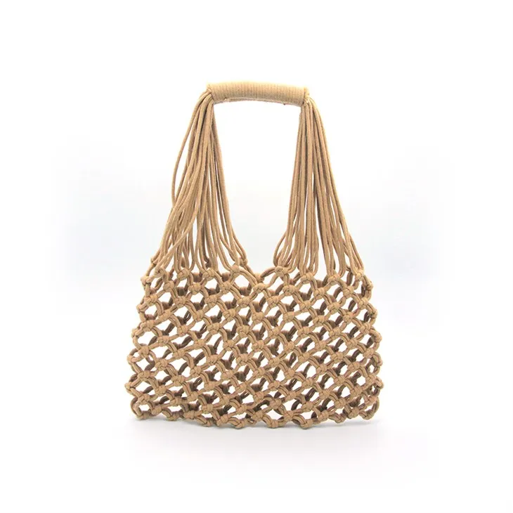 Borsa tote all'uncinetto