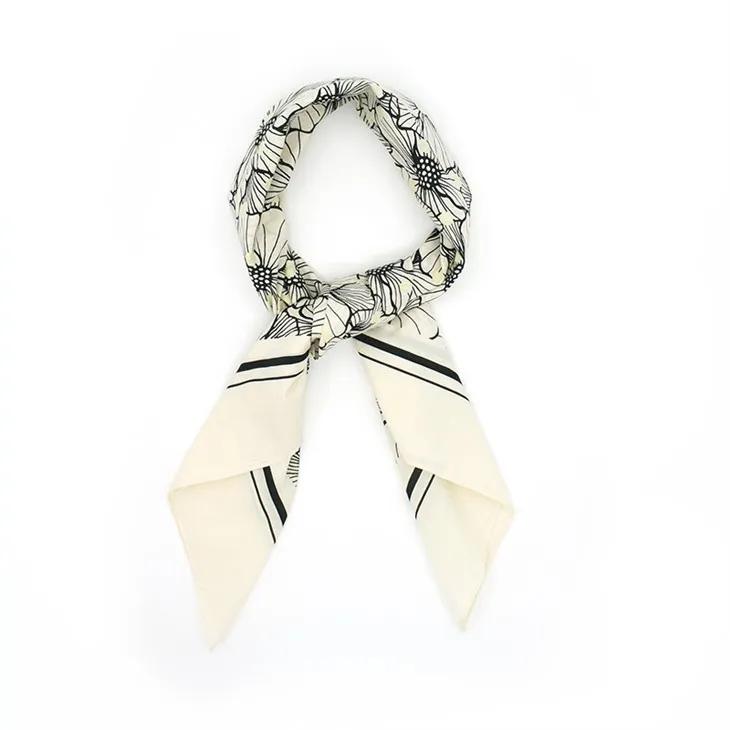 Bandana Ecru Floreale in Cotone S110