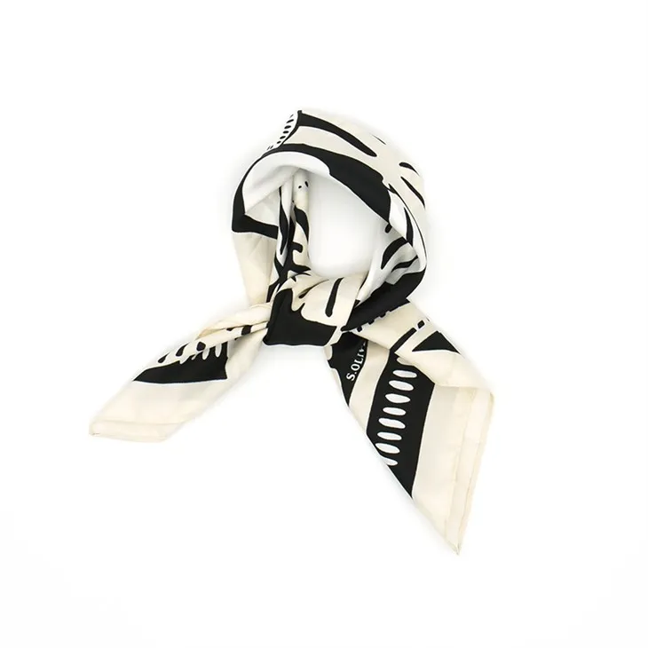 Twill bandana con stampa floreale S042